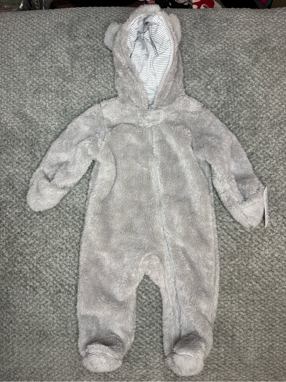 Carter’s Unisex Baby’s Full Body Fleece Sleeper - Gray Size 6 Months NWT